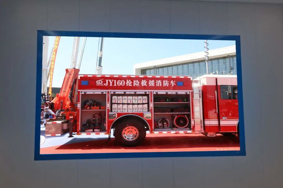 护航新春丨强力巨彩监控指挥LED大屏助力全国人民安心过大年!