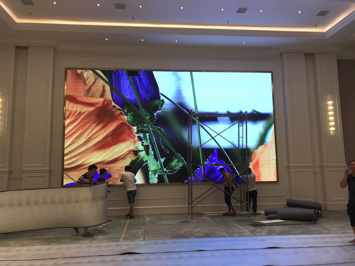 酒店宴会厅舞台LED大屏幕