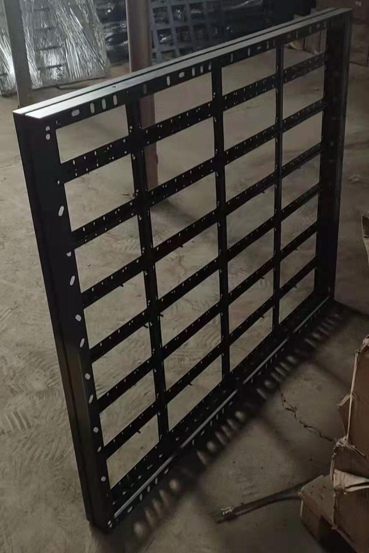 户外LED显示屏防水箱体解决方案