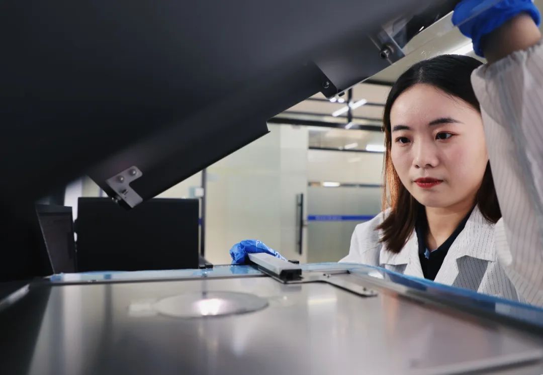 强力巨彩荣获CNAS实验室认可！