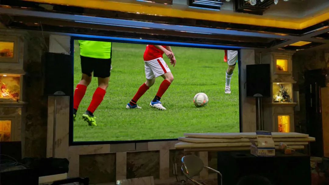 强力巨彩带你“亲临”世界杯现场，用LED大屏看球