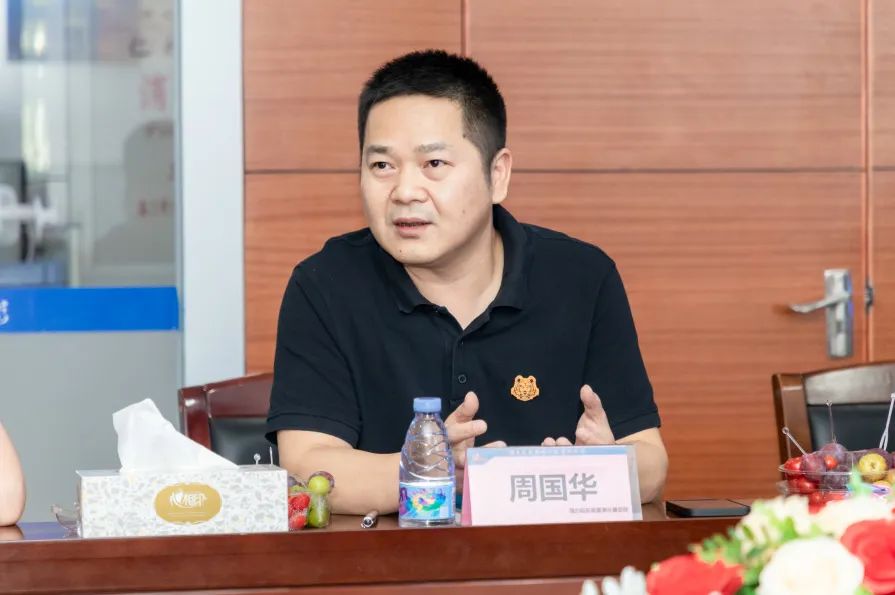 湖北强力巨彩,有你更精彩。强力巨彩省级经销商月度交流会完美收官!