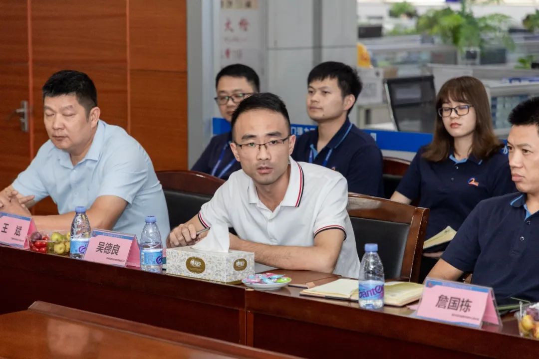 湖北强力巨彩,有你更精彩。强力巨彩省级经销商月度交流会完美收官!