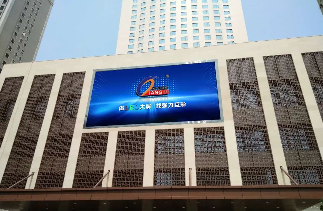 酒店即将迎来旺季，强力巨彩LED大屏，让酒店旺季里旺上加旺