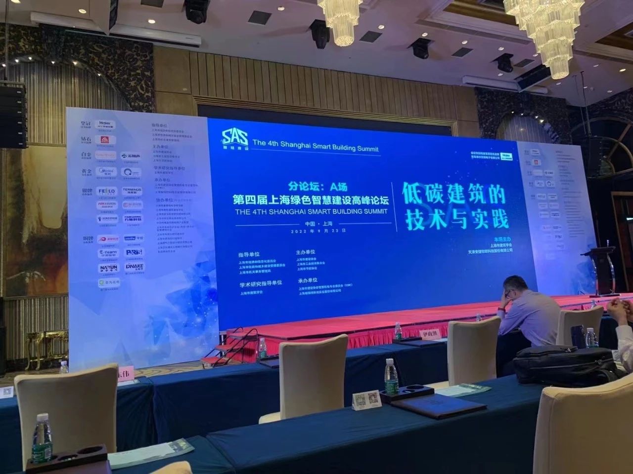 LED显示屏怎么选择合适的产品型号,LED大屏选型指南